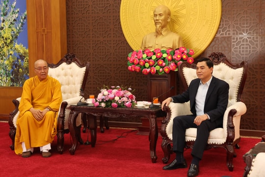 Ban Trị sự Giáo hội Phật giáo Việt Nam tỉnh Lâm Đồng chào xã giao Thường trực Tỉnh ủy