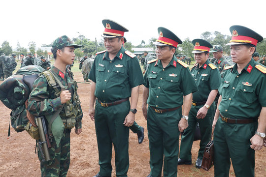 Bộ Tư lệnh Quân khu 7 kiểm tra tình hình thực hiện nhiệm vụ quân sự, quốc phòng tại Lâm Đồng