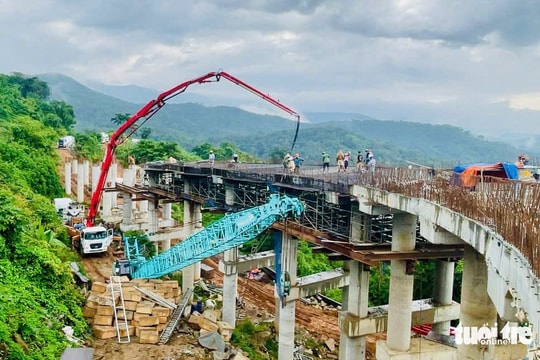 Quốc lộ 28B nối biển và hoa của Lâm Đồng có kịp hoàn thành tiến độ?