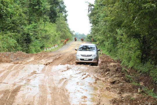 Gần 23 tỷ đồng sửa chữa 7,4km Quốc lộ 14C qua Lâm Đồng