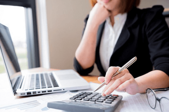 Lao động hợp đồng có áp dụng thang bảng lương Nghị định 204?