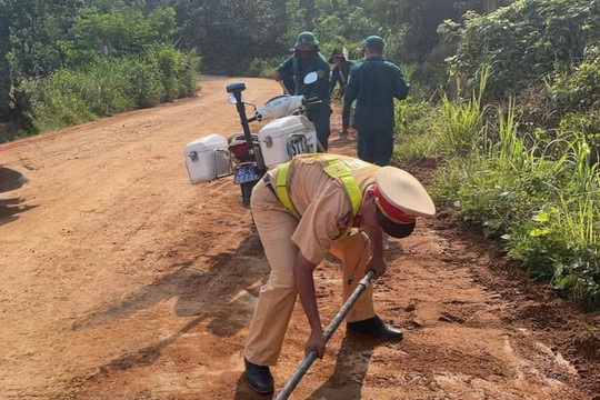Khắc phục nhanh tình trạng sạt lở ở đèo Tà Pứa tỉnh Lâm Đồng