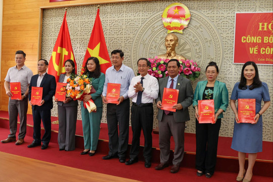 Công bố quyết định thành lập Đảng bộ HĐND tỉnh Lâm Đồng