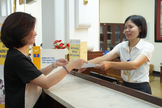 Được lựa chọn hình thức nhận bản sao tài liệu lưu trữ