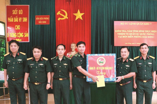Xây dựng LLVT tỉnh vững mạnh về chính trị, đáp ứng yêu cầu nhiệm vụ trong tình hình mới