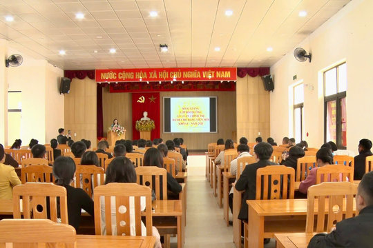 Lâm Đồng: Gần 100 đảng viên mới được bồi dưỡng lý luận chính trị