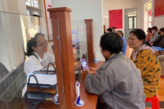 Cán bộ cơ sở - trụ cột đưa chủ trương vào cuộc sống