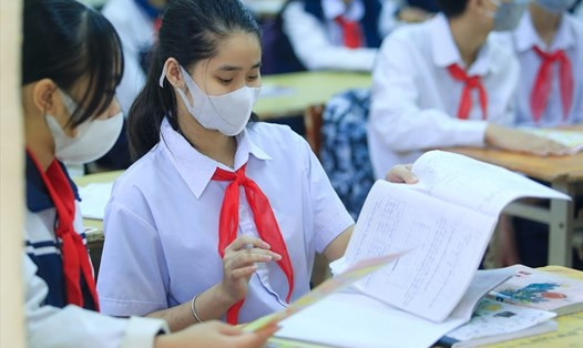 Quy định về học phí dạy và học bằng tiếng nước ngoài từ ngày 25/9/2025 (Nghị định 222/2025)
