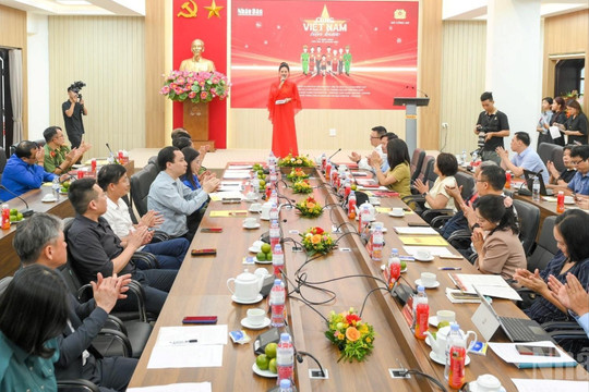 "Cùng Việt Nam tiến bước": Lan tỏa những giá trị chưa từng có tiền lệ