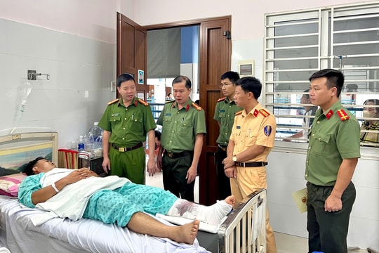 Thăm hỏi, động viên cán bộ CSGT Lâm Đồng bị thương khi làm nhiệm vụ