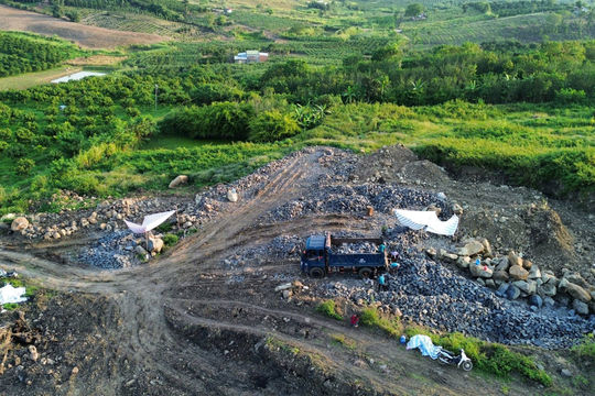 Lâm Đồng thắt chặt giám sát khai thác khoáng sản