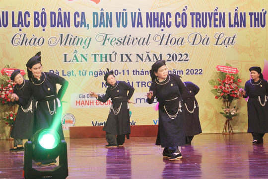 Đặc sắc điệu múa Chầu của người Tày trên quê mới
