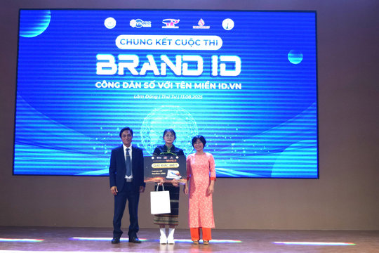 Chung kết Cuộc thi thiết kế website "BrandID - Công dân số với tên miền ID.VN"