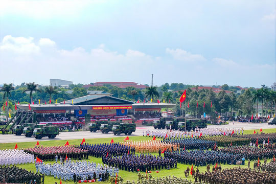 Tổng hợp luyện diễu binh, diễu hành lần thứ 3, “nước rút” cho ngày hội lớn