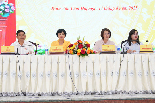 Phó Bí thư Tỉnh ủy, Chủ tịch Ủy ban MTTQ Việt Nam tỉnh Lâm Đồng tiếp xúc cử tri tại xã Đinh Văn Lâm Hà