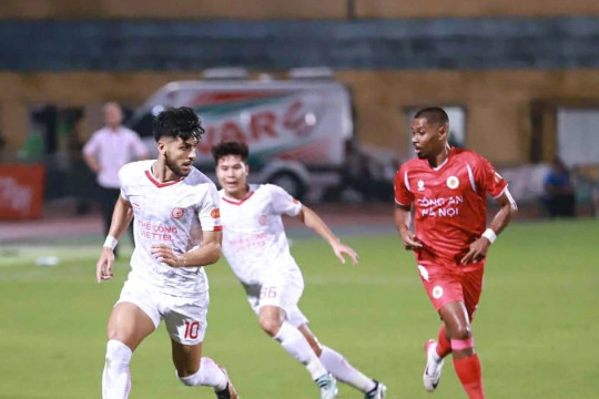 Tân binh Lucao "mở hàng" ngày khai mạc V-League 2025/26, Công an Hà Nội và Thể Công-Viettel bất phân thắng bại