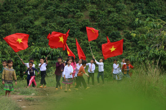 Học sinh Lâm Đồng trở lại trường từ ngày nào?