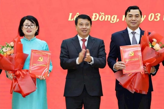 Xây dựng Đảng bộ Các cơ quan Đảng tỉnh trong sạch, vững mạnh toàn diện