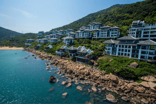 Trải nghiệm kỳ nghỉ trong mơ tại top 5+ resort đẳng cấp nhất Đà Nẵng, Hội An cùng Traveloka