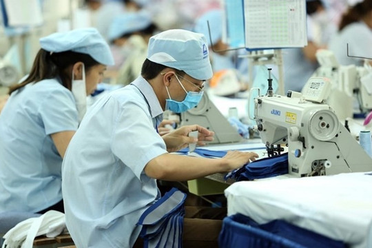 Làm việc chưa đủ 12 tháng, tính ngày phép thế nào?