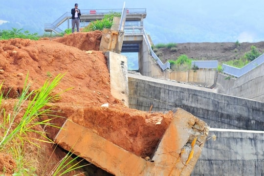 Hồ chứa nước Đông Thanh hư hỏng nghiêm trọng