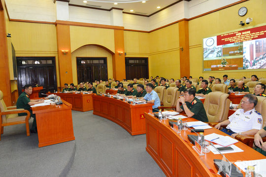 Rút kinh nghiệm sau tổng hợp luyện lần 1 diễu binh, diễu hành tại Quảng trường Ba Đình
