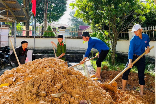 Tuổi trẻ Lâm Đồng sôi nổi ra quân Ngày Chủ nhật xanh lần thứ V
