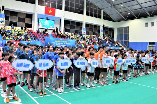 Khởi tranh Giải vô địch Cầu lông các cây vợt thiếu niên, trẻ xuất sắc quốc gia năm 2025