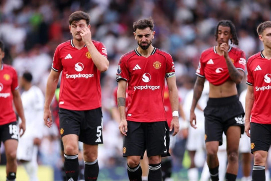 Premier League: M.U chưa chiến thắng, thành London bay cao