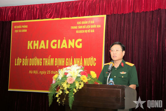 Khai giảng Lớp bồi dưỡng thẩm định giá Nhà nước