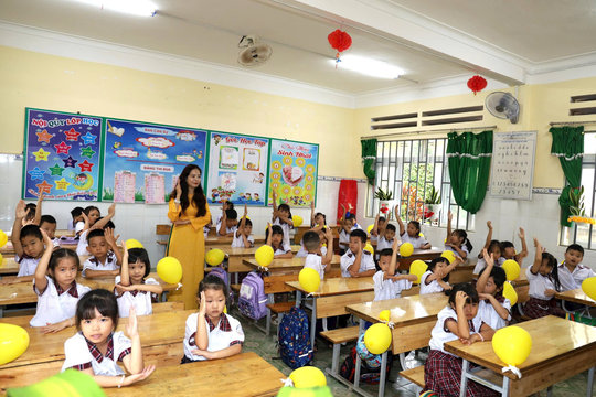 Hơn 677.000 học sinh Lâm Đồng tựu trường vào sáng 25 tháng 8