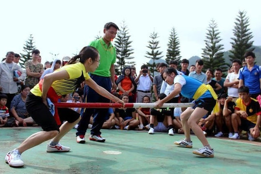 Bộ VHTTDL chỉ đạo tạo điều kiện cho học sinh chơi thể thao ngoại khoá thường xuyên