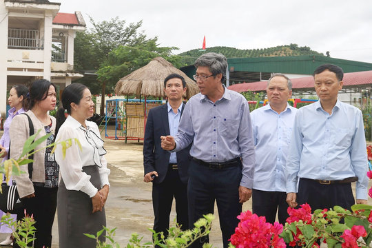 Kiểm tra công tác chuẩn bị năm học mới tại các trường mầm non