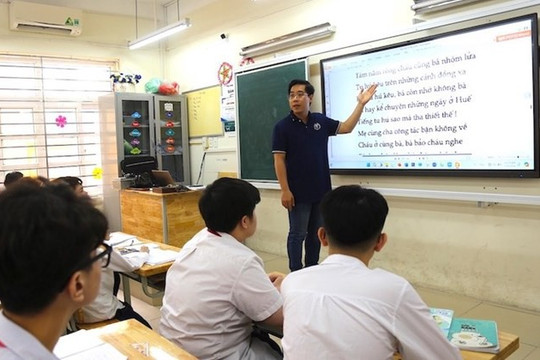 Giáo viên chuyển ngạch có bị xếp lại lương?