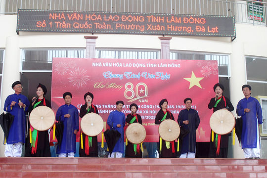 Chương trình văn nghệ chào mừng 80 năm Quốc khánh 2/9