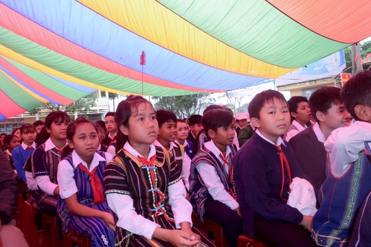 Bảo tồn tiếng của đồng bào DTTS ngay tại cộng đồng