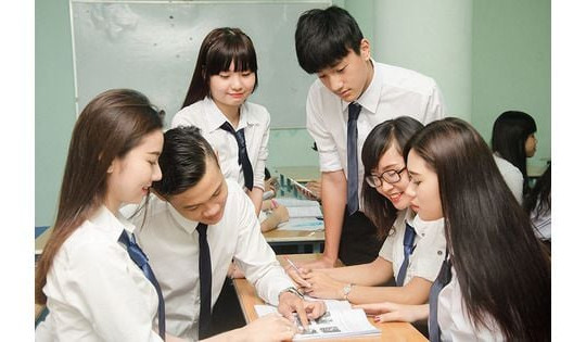 Nghị quyết 71-NQ/TW: Bổ sung cấp trung học nghề tương đương cấp trung học phổ thông