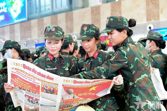 Các đoàn tham gia nhiệm vụ diễu binh, diễu hành rời Hà Nội