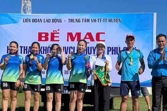 Công đoàn đặc khu Phú Quý đồng hành với người lao động