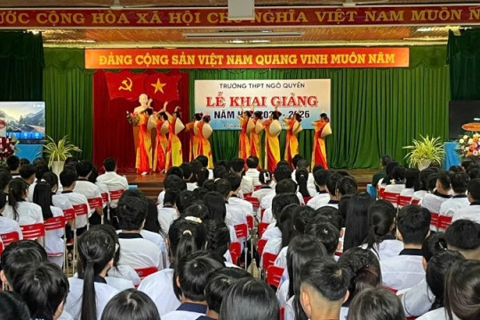 Hơn 7.300 học sinh đặc khu Phú Quý khai giảng năm học mới