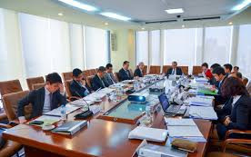 Chủ tịch Hội đồng quản trị bị tạm giam, công ty có phải gửi giấy mời họp?