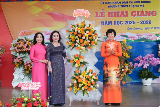 Lãnh đạo Ủy ban MTTQ Việt Nam và tỉnh Lâm Đồng dự Lễ khai giảng tại Trường THCS Thạnh Mỹ