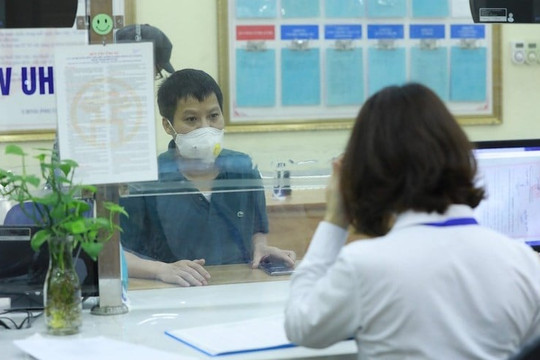 Nhận cán bộ không chuyên trách cấp xã vào làm công chức khi có từ 5 năm công tác
