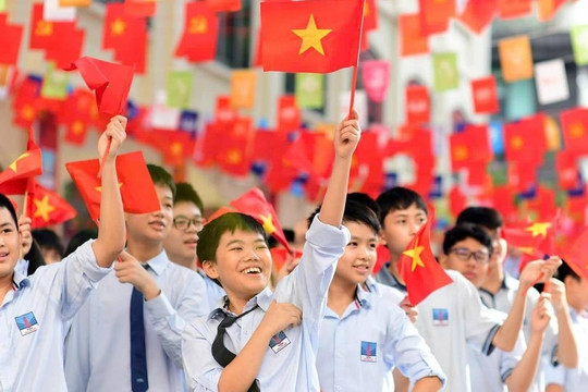Miễn, giảm học phí năm học 2025 - 2026: Hồ sơ, thủ tục mới nhất