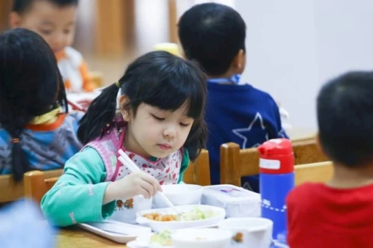 Định vị dinh dưỡng học đường