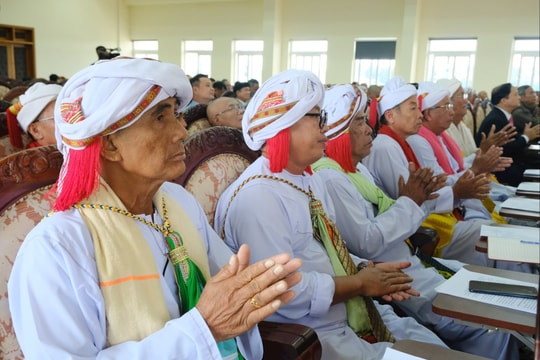 Chức sắc các tôn giáo “đầu tàu” xây dựng khối đại đoàn kết dân tộc