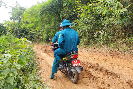Trang bị 248 xe cho ban chỉ huy quân sự cấp xã