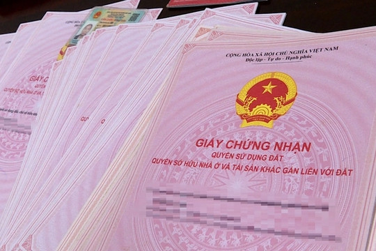 Tự chuyển mục đích sử dụng đất có được cấp đổi Giấy chứng nhận?