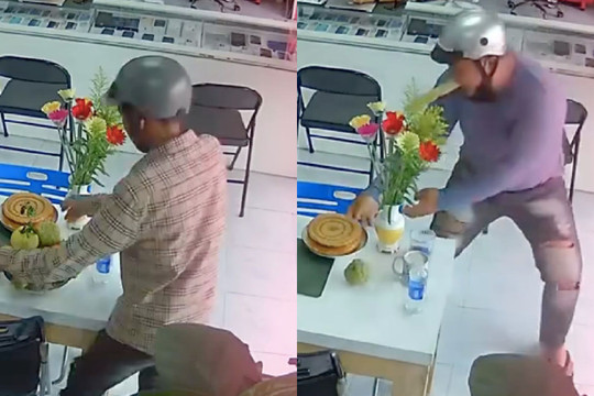 Clip 'cô hồn sống' giật đồ cúng khi chủ chưa thắp hương khiến dân mạng cạn lời