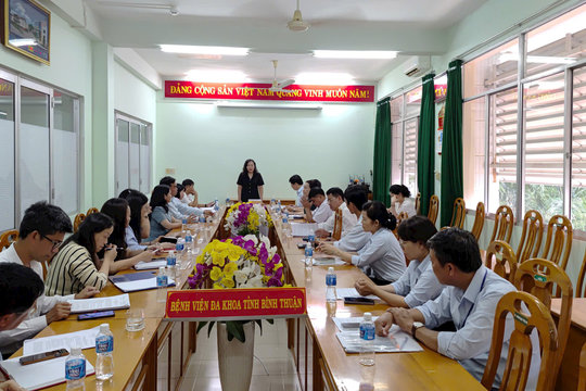 Ban Văn hóa Xã hội HĐND tỉnh Lâm Đồng làm việc tại Bệnh viện Đa khoa Bình Thuận